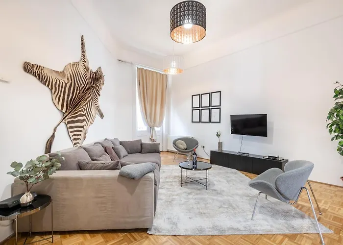 Bpr Swan Apartment Near The Buda Castle