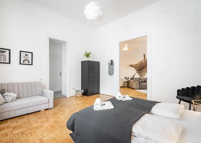 Bpr Swan Apartment Near The Buda Castle
